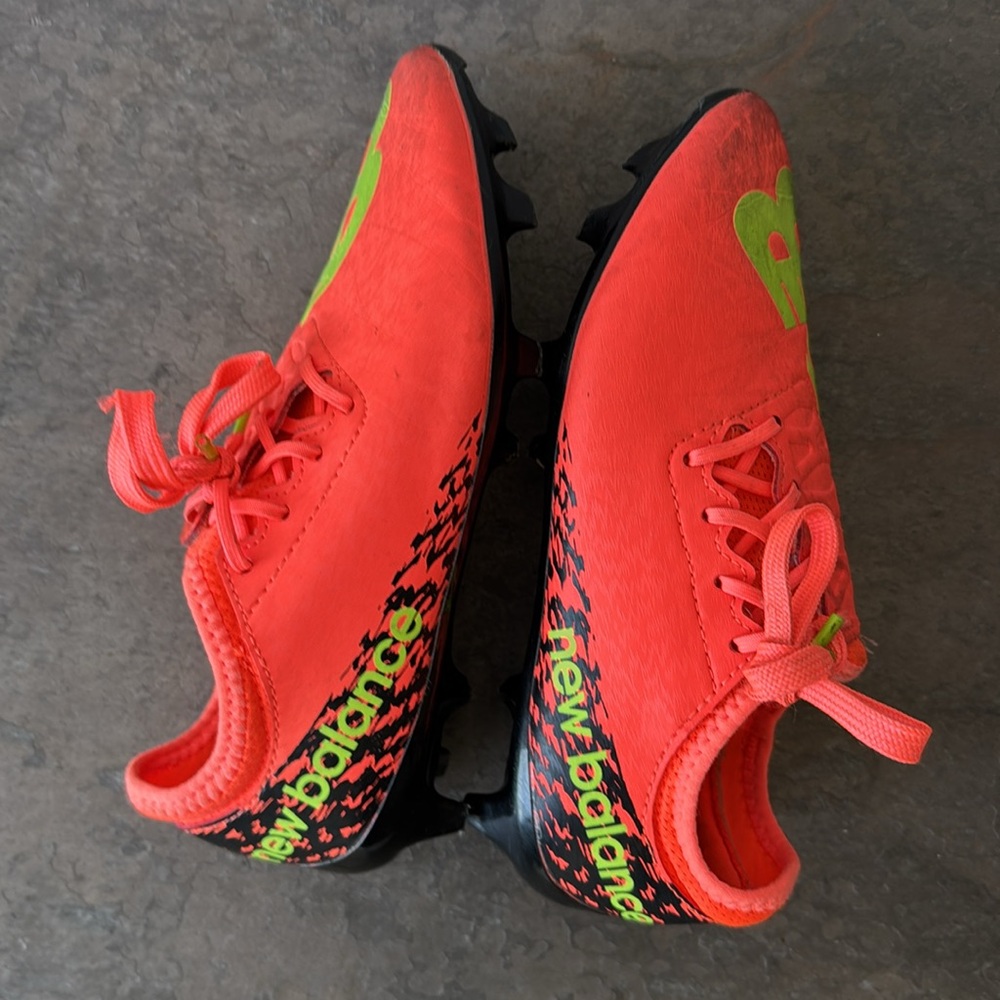 New Balance Furon Youth Soccer cleats - Picture 4 of 8